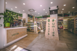 Design d'interni per lo store Verdezampa